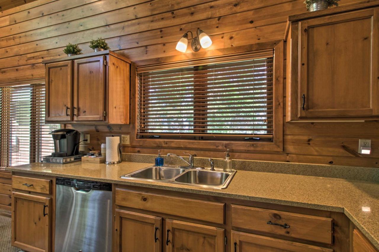 Alluring Nisswa Cabin On Gull Lake With Fireplace! Exterior photo
